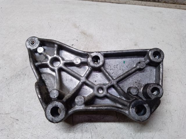 bontott MERCEDES-BENZ C-CLASS Motor Tartó Bak (Pozíciófüggetlen)