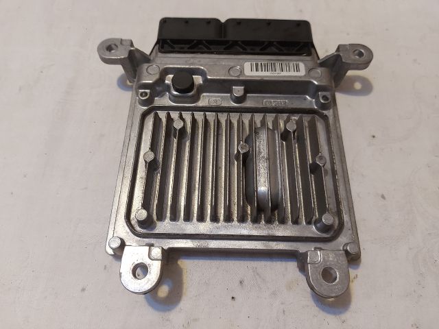 bontott MERCEDES-BENZ C-CLASS Motorvezérlő