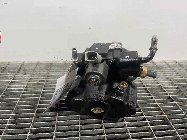 bontott MERCEDES-BENZ C-CLASS Nagynyomású Szivattyú