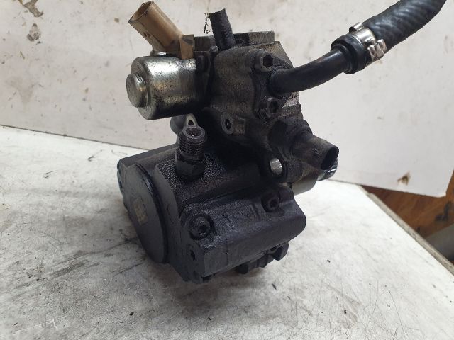 bontott MERCEDES-BENZ C-CLASS Nagynyomású Szivattyú