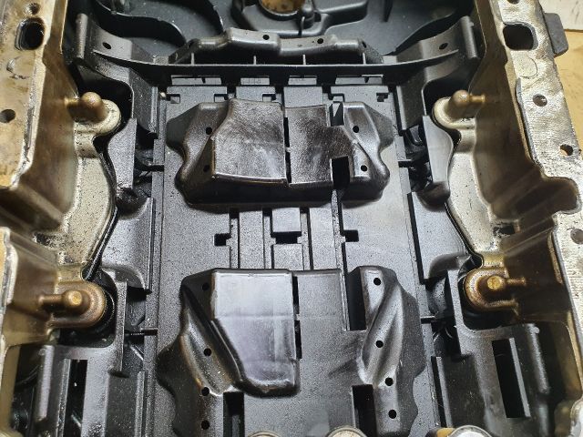 bontott MERCEDES-BENZ C-CLASS Olajteknő