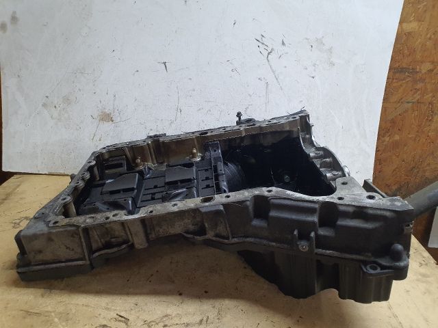 bontott MERCEDES-BENZ C-CLASS Olajteknő