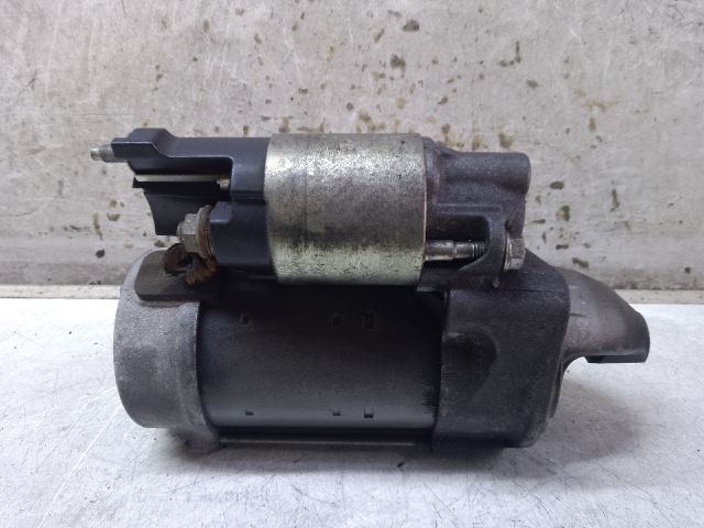 bontott MERCEDES-BENZ C-CLASS Önindító