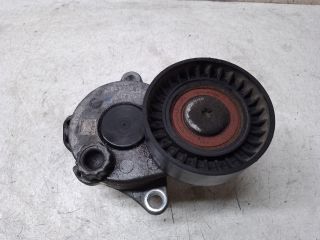 bontott MERCEDES-BENZ C-CLASS Szíjfeszítő Görgő