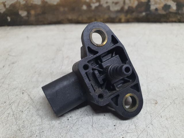 bontott MERCEDES-BENZ C-CLASS Szívócső Nyomásérzékelő