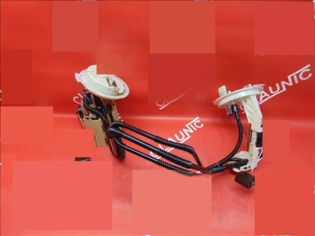 bontott MERCEDES-BENZ C-CLASS Üzemanyag Szivattyú