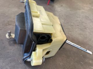 bontott MERCEDES-BENZ C-CLASS Váltó Kulissza