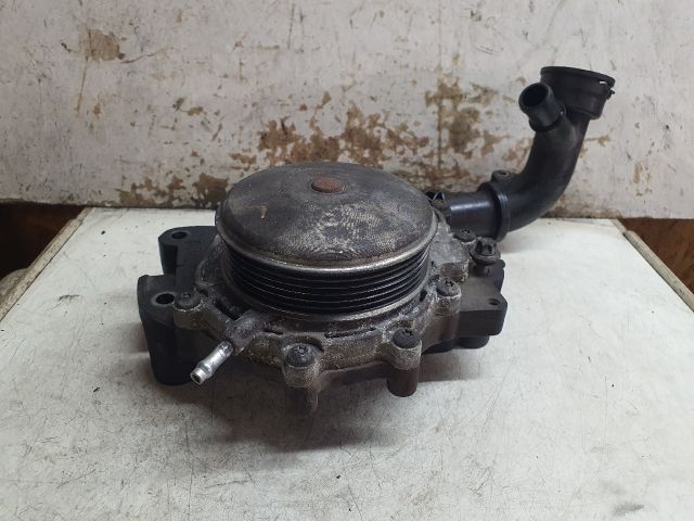 bontott MERCEDES-BENZ C-CLASS Vízpumpa