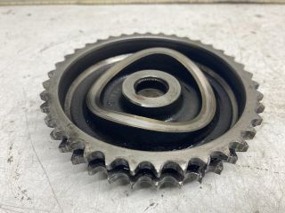 bontott MERCEDES-BENZ C-CLASS Adagoló Bordáskerék / Lánckerék