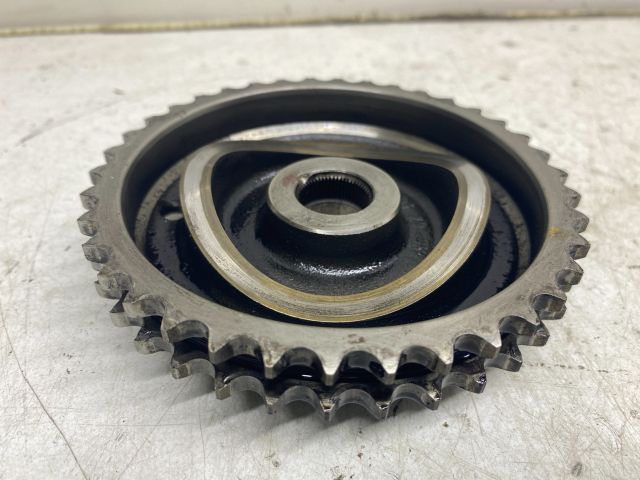 bontott MERCEDES-BENZ C-CLASS Adagoló Bordáskerék / Lánckerék