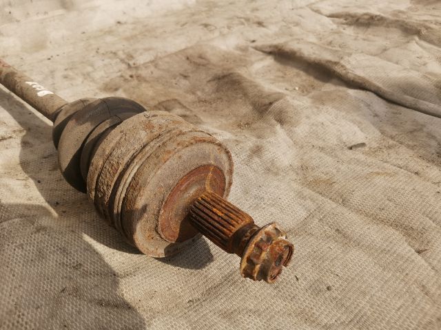 bontott MERCEDES-BENZ C-CLASS Bal Féltengely