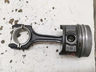 bontott MERCEDES-BENZ C-CLASS Dugattyú és Hajtókar