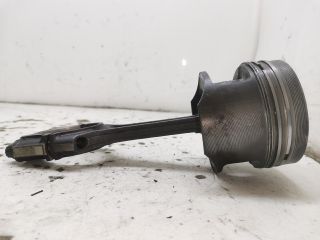 bontott MERCEDES-BENZ C-CLASS Dugattyú és Hajtókar