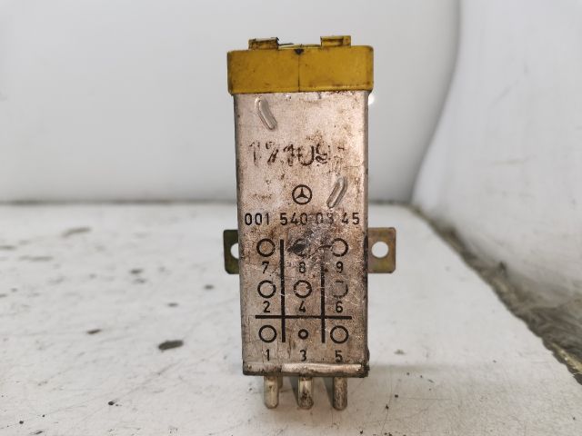 bontott MERCEDES-BENZ C-CLASS Fő Relé