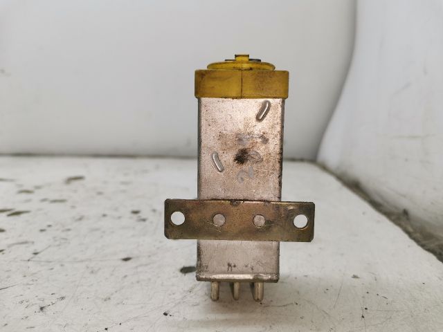 bontott MERCEDES-BENZ C-CLASS Fő Relé