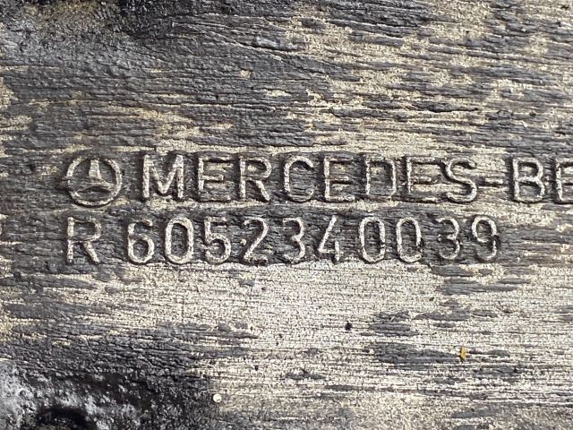 bontott MERCEDES-BENZ C-CLASS Generátor Tartó Bak