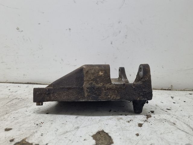 bontott MERCEDES-BENZ C-CLASS Generátor Tartó Bak