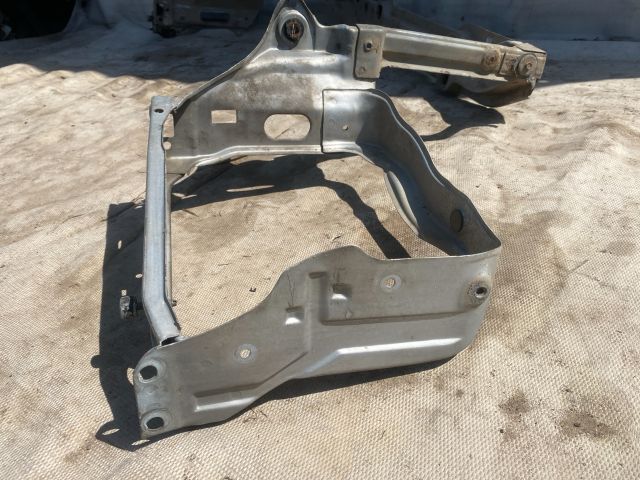 bontott MERCEDES-BENZ C-CLASS Homlokfal (Üres lemez)