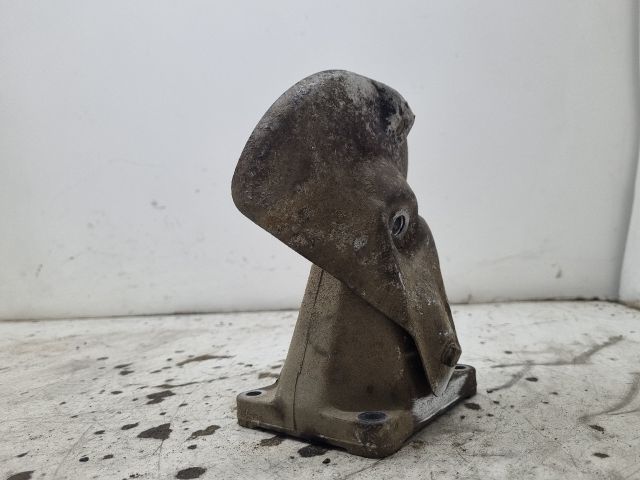 bontott MERCEDES-BENZ C-CLASS Motor Tartó Bak Jobb