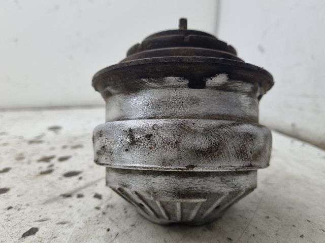 bontott MERCEDES-BENZ C-CLASS Motor Tartó Bak Jobb