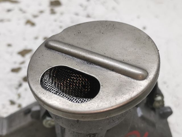 bontott MERCEDES-BENZ C-CLASS Olajszivattyú