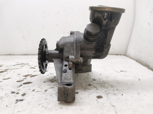 bontott MERCEDES-BENZ C-CLASS Olajszivattyú