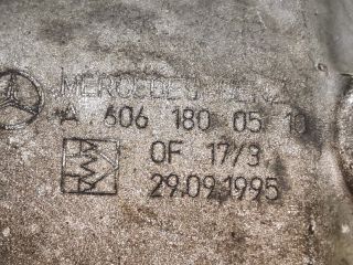 bontott MERCEDES-BENZ C-CLASS Olajszűrő Ház