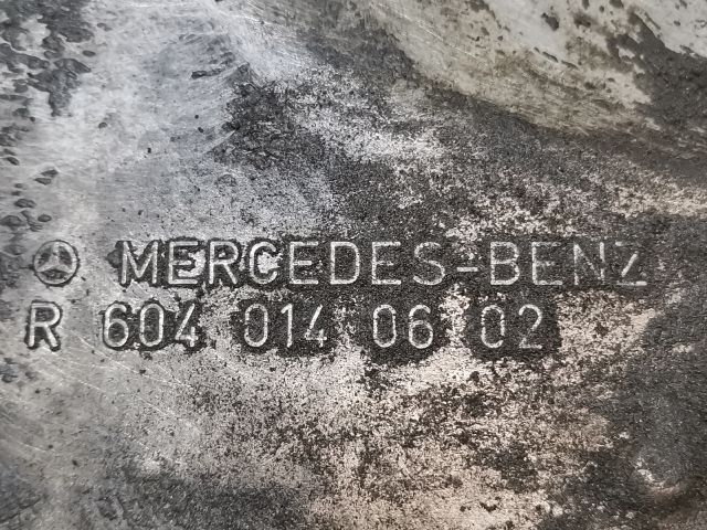 bontott MERCEDES-BENZ C-CLASS Olajteknő
