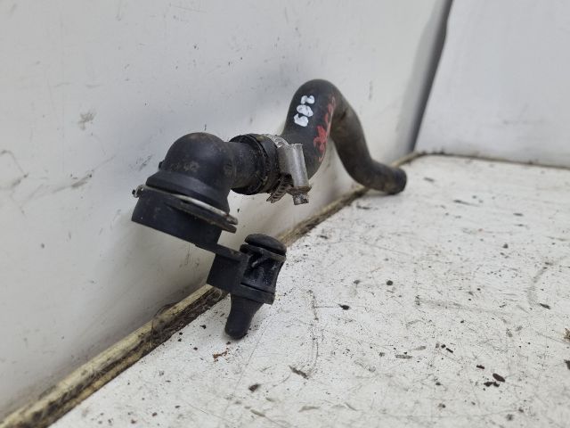 bontott MERCEDES-BENZ C-CLASS Vízcső