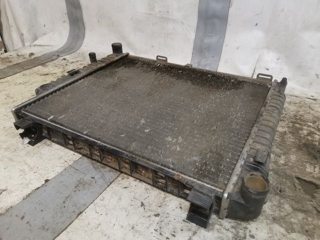 bontott MERCEDES-BENZ C-CLASS Vízhűtő Radiátor (Nem klímás)