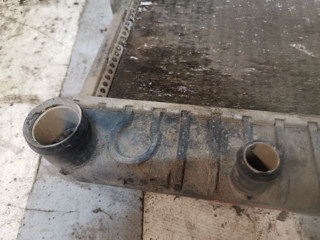 bontott MERCEDES-BENZ C-CLASS Vízhűtő Radiátor (Nem klímás)