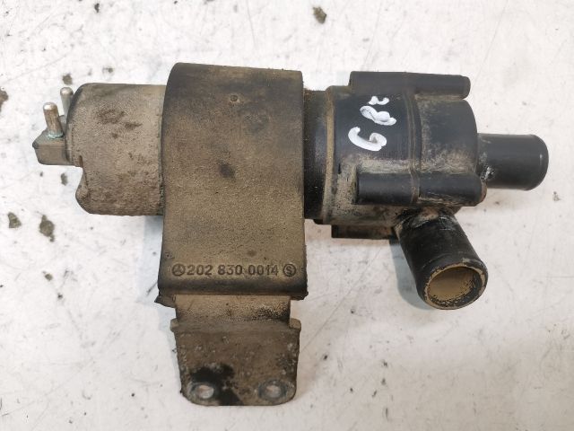 bontott MERCEDES-BENZ C-CLASS Vízpumpa