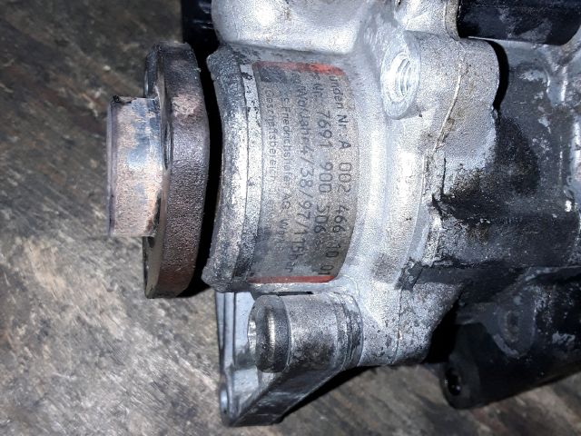 bontott MERCEDES-BENZ C-CLASS Kormányszervó Motor (Hidraulikus)