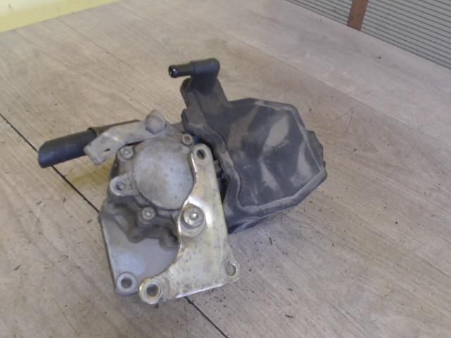 bontott MERCEDES-BENZ C-CLASS Kormányszervó Motor (Hidraulikus)