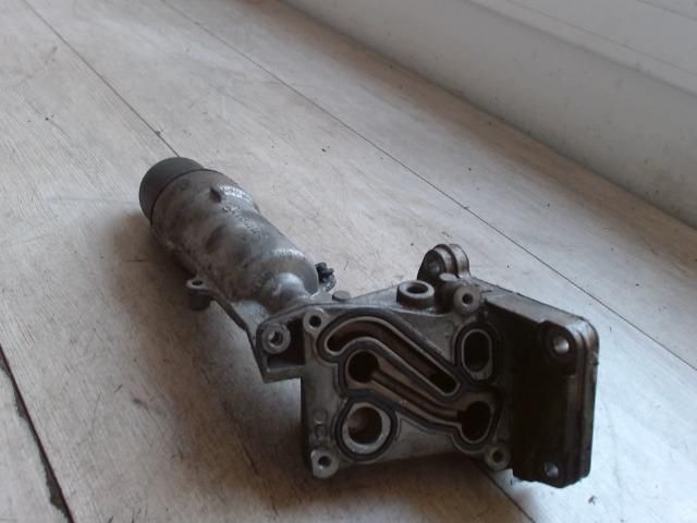 bontott MERCEDES-BENZ C-CLASS Olajszűrő Ház