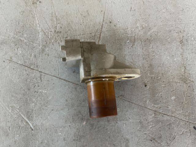 bontott MERCEDES-BENZ C-CLASS Főtengely Fordulatszám Jeladó