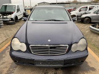 bontott MERCEDES-BENZ C-CLASS Vízhűtő Radiátor (Klímás)