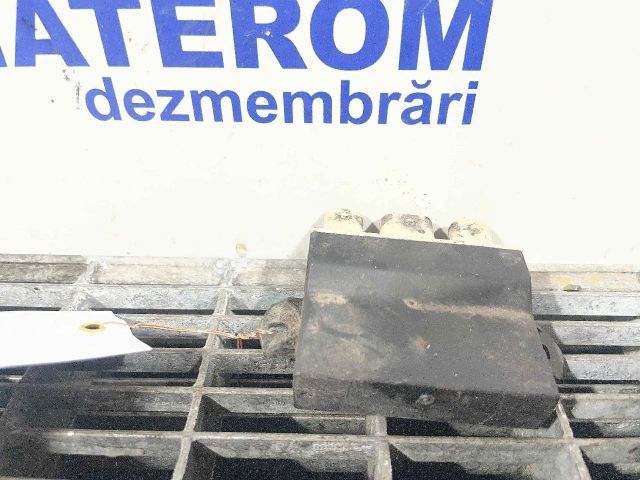 bontott MERCEDES-BENZ C-CLASS Akkumulátor Relé