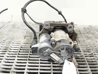 bontott MERCEDES-BENZ C-CLASS Bal hátsó Féknyereg Munkahengerrel