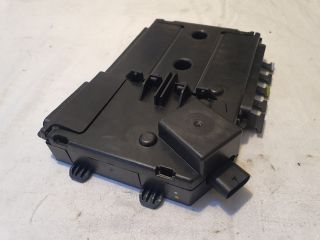 bontott MERCEDES-BENZ C-CLASS Biztosítéktábla Motortér