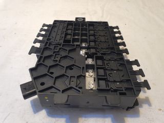 bontott MERCEDES-BENZ C-CLASS Biztosítéktábla Motortér