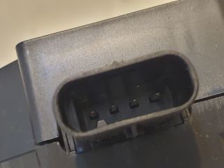 bontott MERCEDES-BENZ C-CLASS Biztosítéktábla Motortér