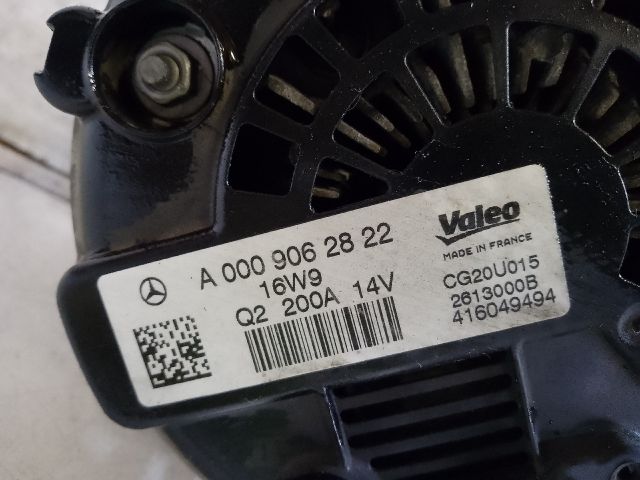 bontott MERCEDES-BENZ C-CLASS Generátor