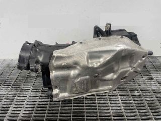 bontott MERCEDES-BENZ C-CLASS Légszűrő Ház