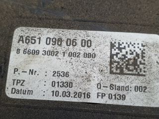 bontott MERCEDES-BENZ C-CLASS Légszűrő Ház