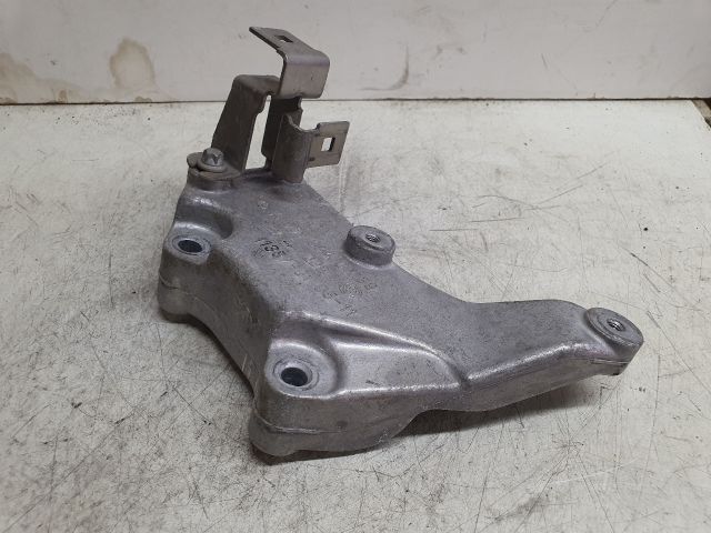 bontott MERCEDES-BENZ C-CLASS Motor Tartó Bak (Fém)