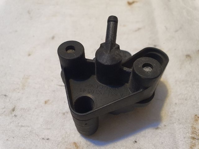 bontott MERCEDES-BENZ C-CLASS Szívócső Nyomásérzékelő