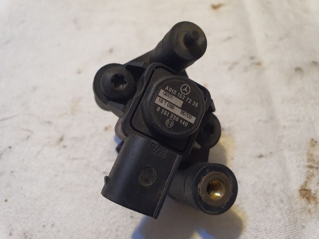bontott MERCEDES-BENZ C-CLASS Szívócső Nyomásérzékelő