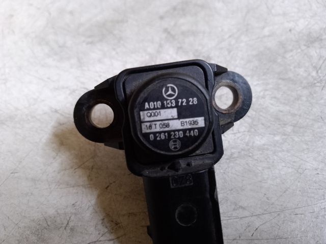 bontott MERCEDES-BENZ C-CLASS Szívócső Nyomásérzékelő