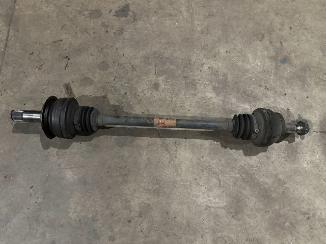 bontott MERCEDES-BENZ C-CLASS Bal hátsó Féltengely